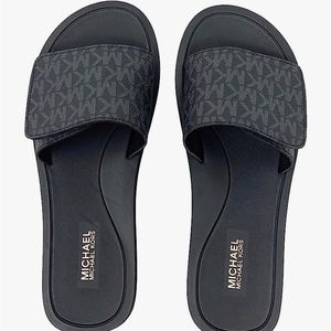 Michael Kors Logo Print Slide